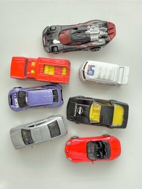Assorted Kids Toy Car Lot - 7 pcs